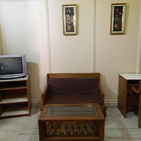 Viraaj Guest House Noida Buitenkant foto